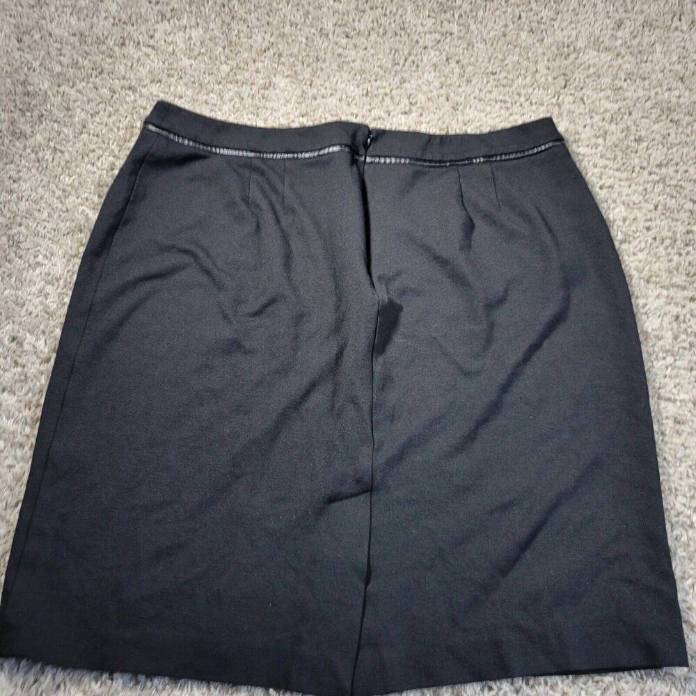 TALBOTS Skirt Womens 18 Black A Line Rayon Nylon Blend Stretch Slit - Picture 4 of 9